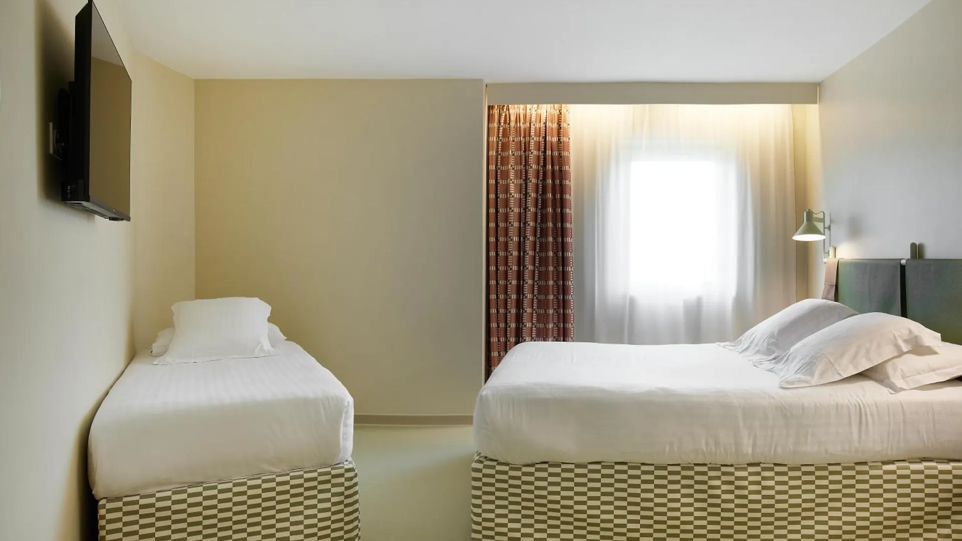 Hotel Des Victoires - Restaurant Cannes 3*,