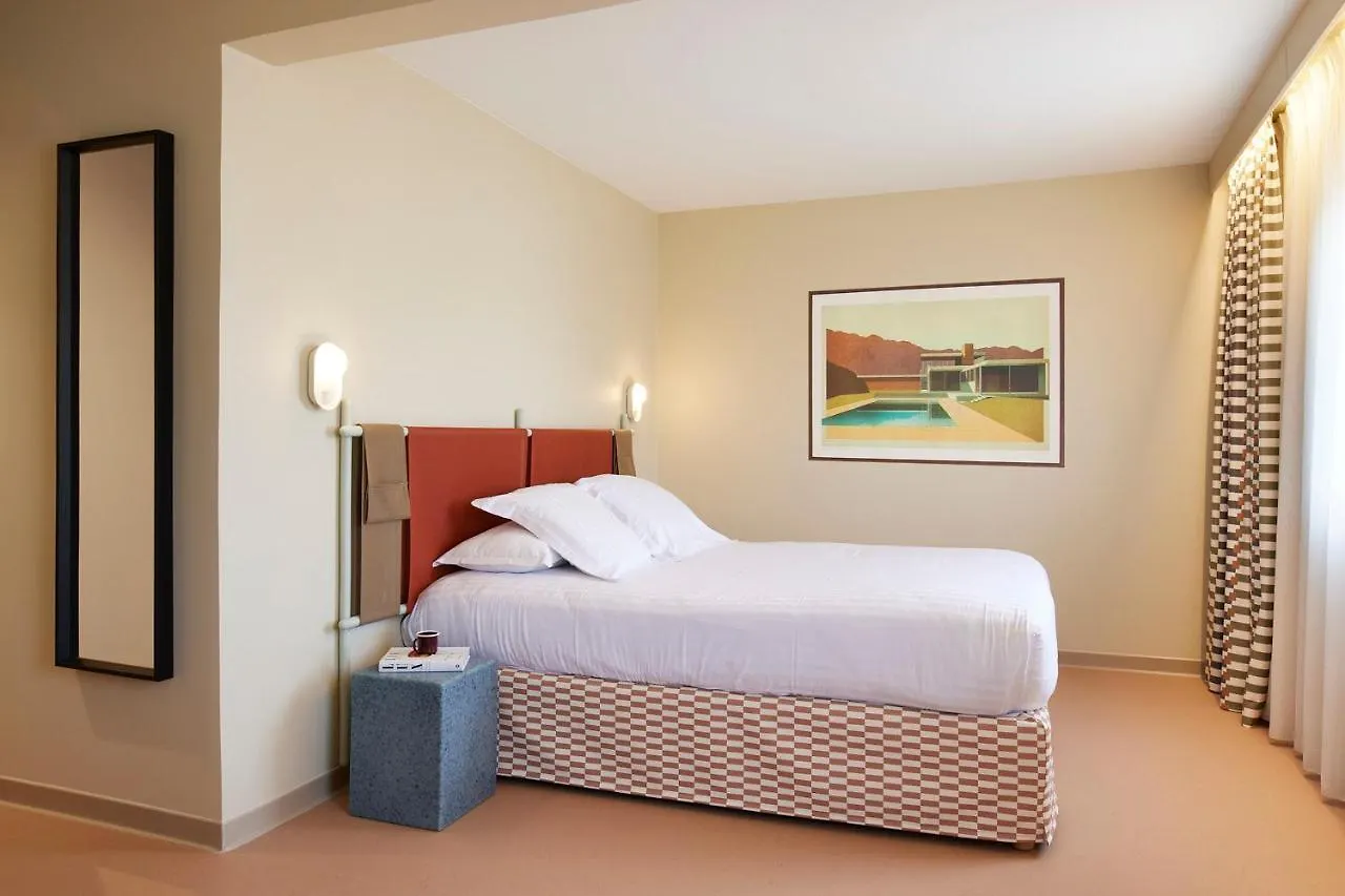 Hôtel aéroport CANNES MANDELIEU Hotel